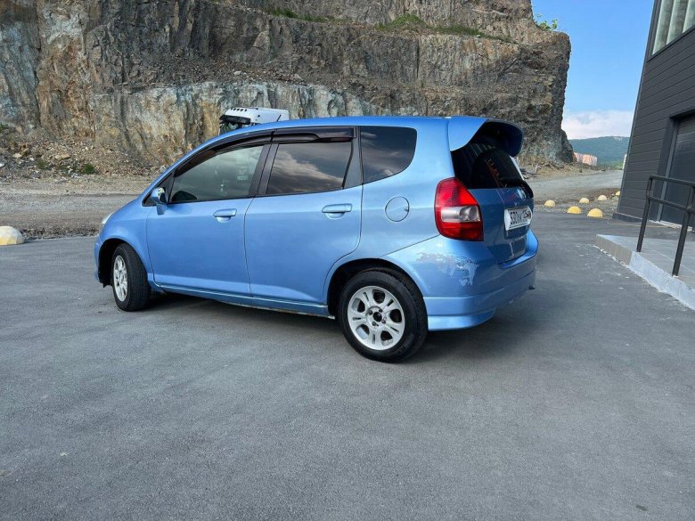 Honda fit 2002