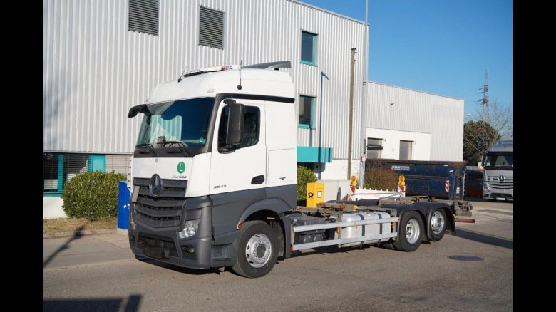 Мерседес Актрос 2543