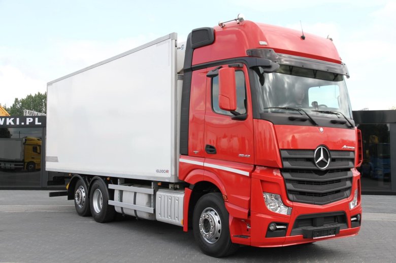 Mercedes-Benz Actros 2542
