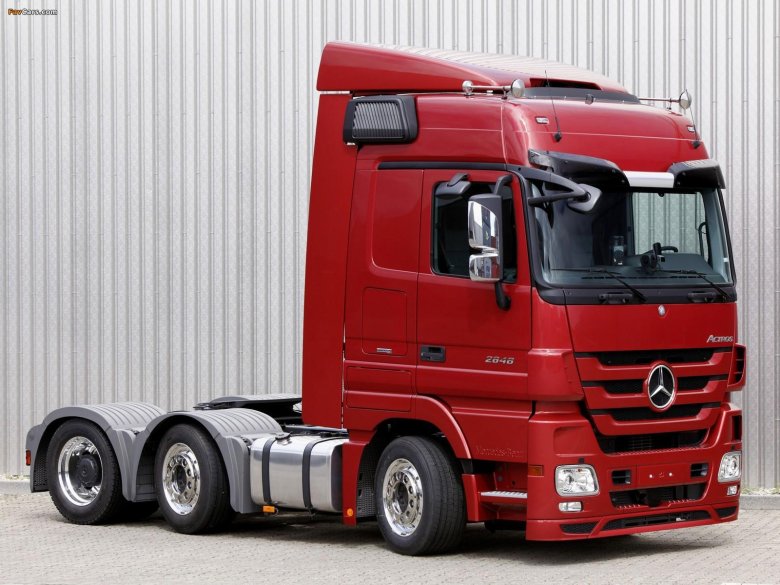 Мерседес Бенц Актрос 3