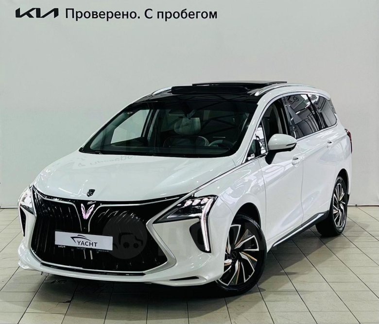 Тойота Сиенна 2022