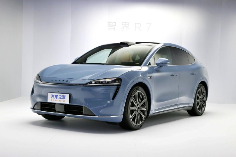 Электрокар zeekr 001