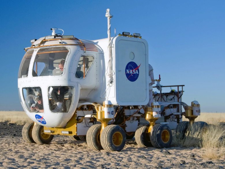 Lunar electric rover