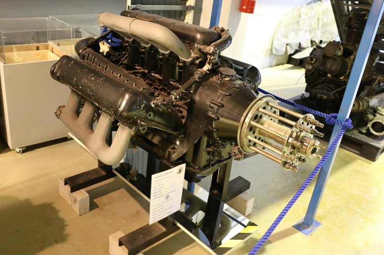 Двигатель rolls-royce merlin