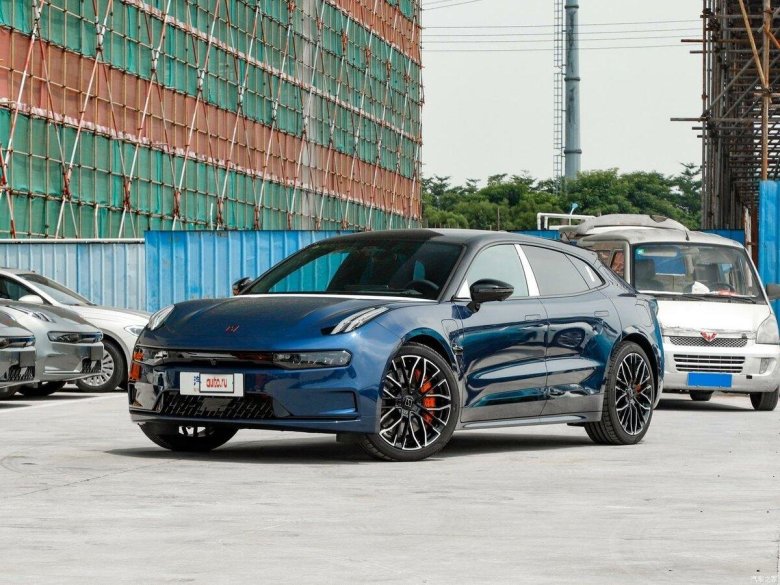 Zeekr 001 2024 Рестайлинг синий