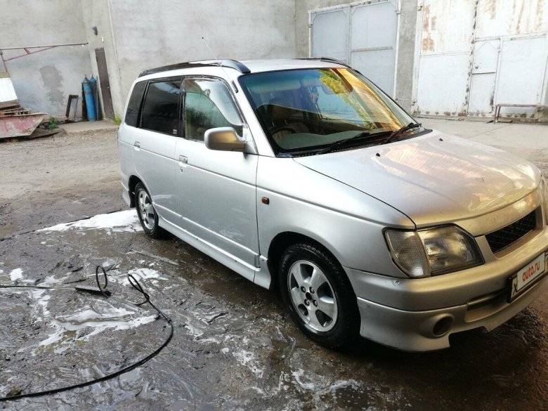 Daihatsu Pyzar 1998