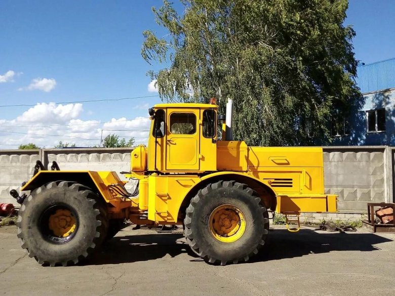 К700 Кировец трактор