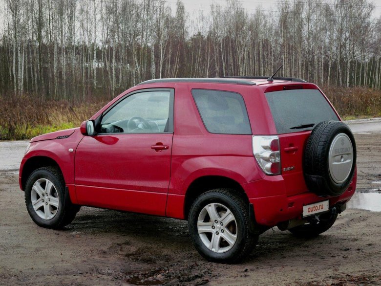 Сузуки трехдверная