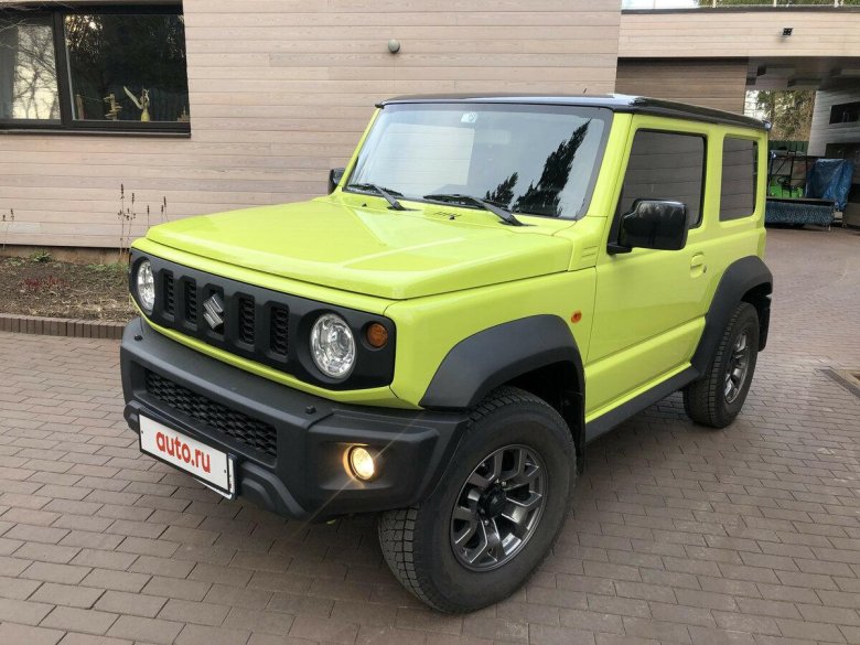 Suzuki Jimny зеленый
