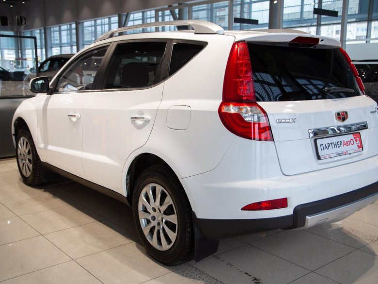 Джили эмгранд х 7