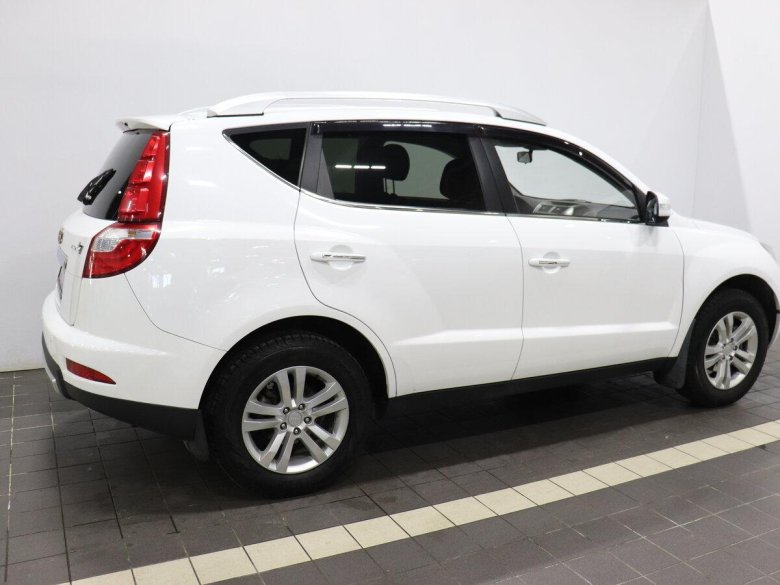 Джили эмгранд икс 7