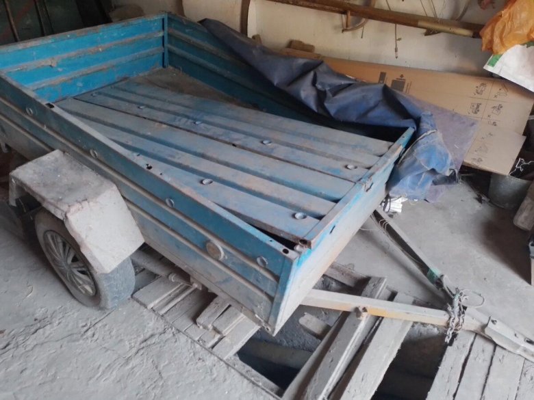 Прицеп к легковому автомобилю