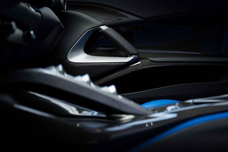 Ferrari omologata v12 год чёрный