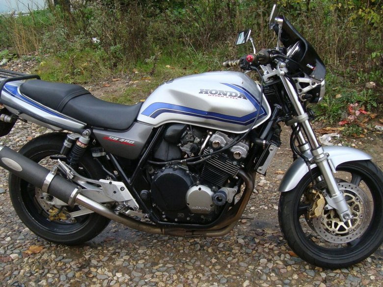Honda CB 400 1999