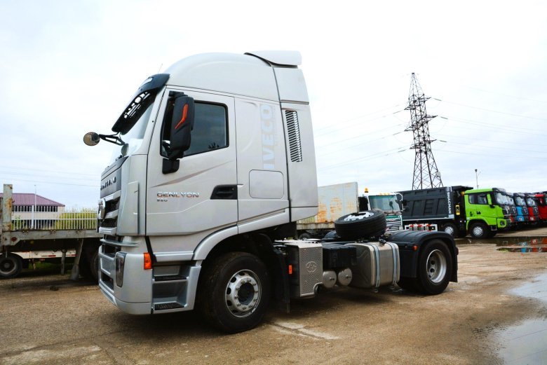 Маз новый тягач