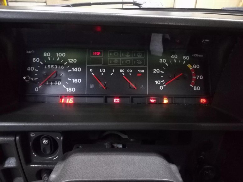 Приборная панель ВАЗ 21099