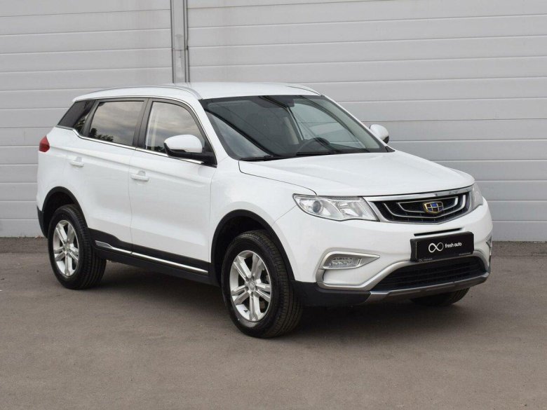 Автомобиль geely atlas