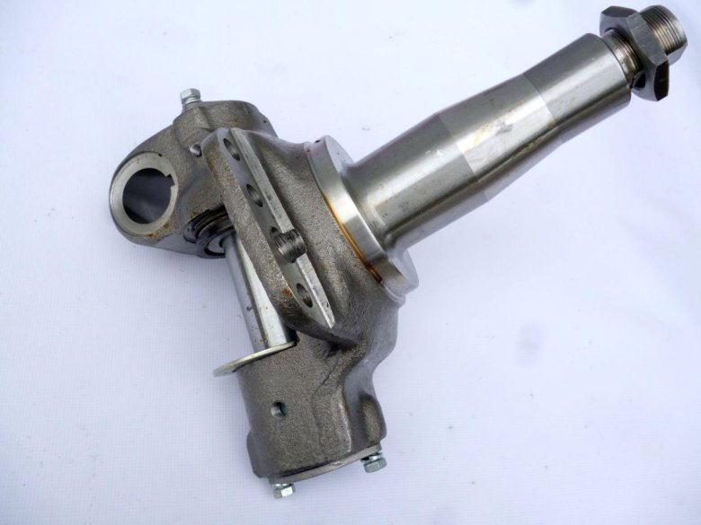 Кулак поворотный КАМАЗ 53205-3001009-02