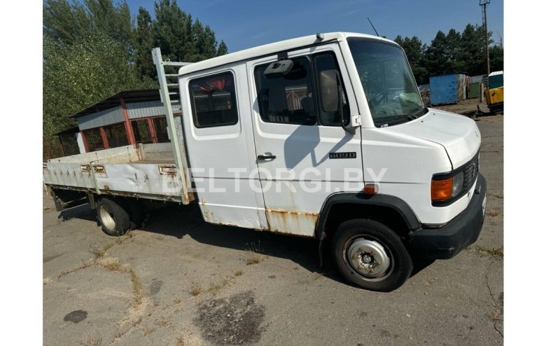 Мерседес бенц 410д бортовой