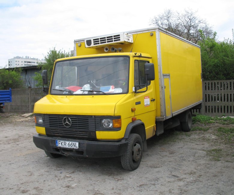 Мерседес почтовик 308д