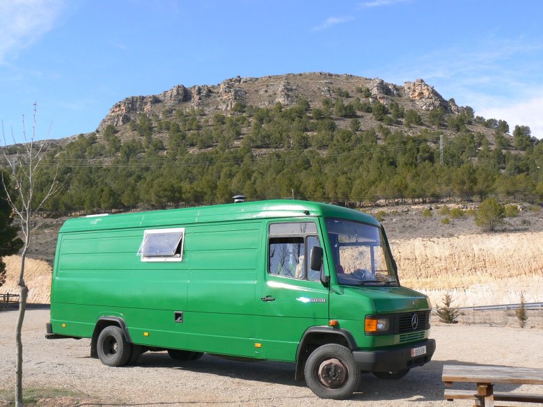 Мерседес 609d