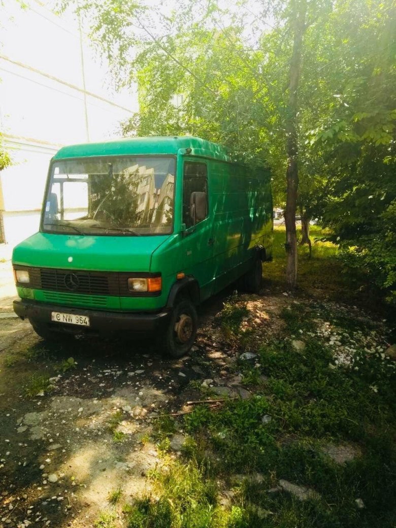 Мерседес 609d