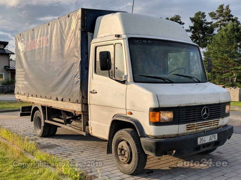 Мерседес Бенц 609d