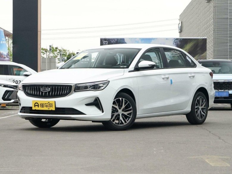 Geely Emgrand II 2023