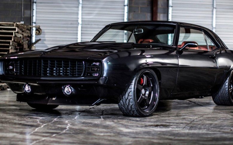 Мустанг Додж Чарджер