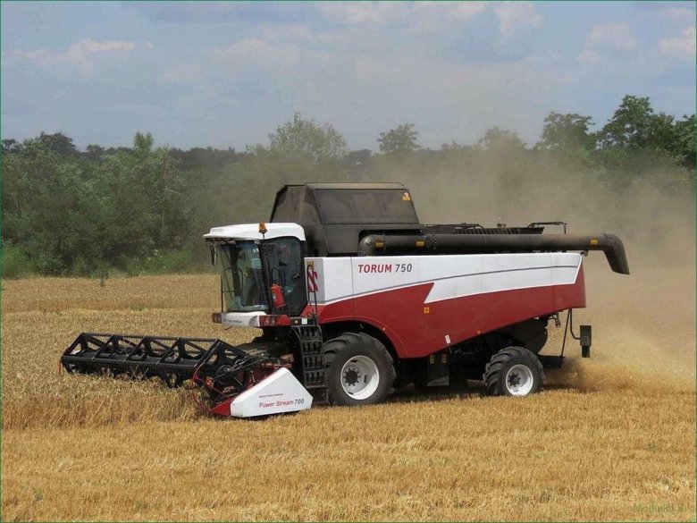 Комбайн ростсельмаш торум 785