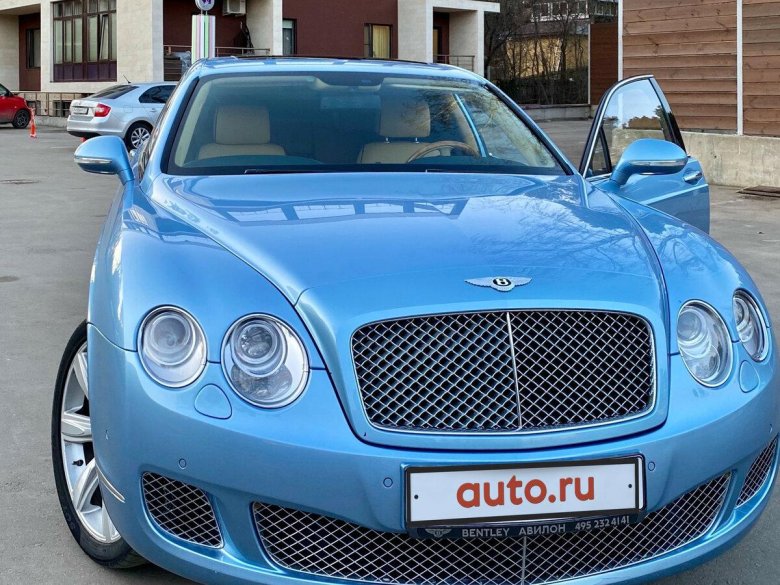 Бентли Континенталь голубая