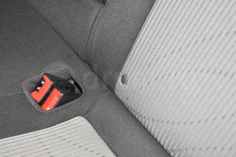 Chevrolet Cruze 2012 изофикс