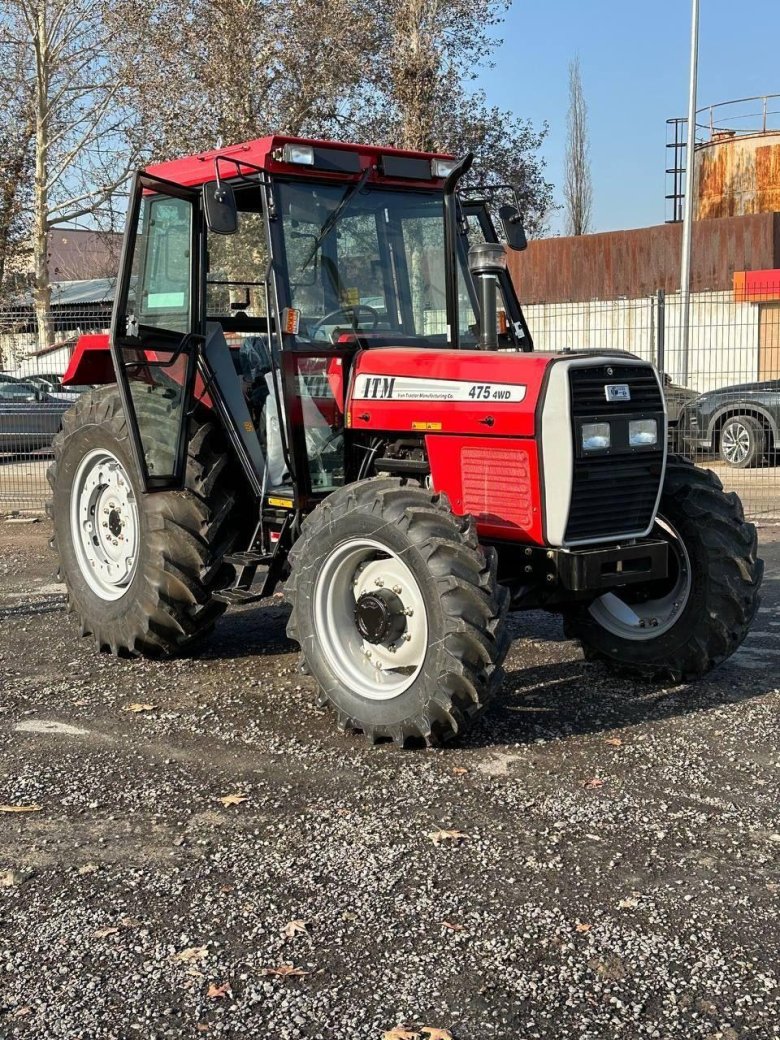 Трактор massey ferguson