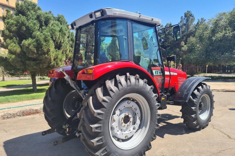 Трактор itm 470