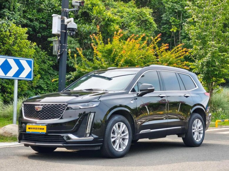 Cadillac xt 6