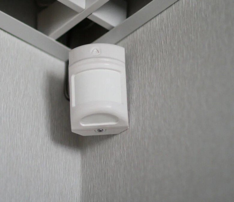 Датчик движения охранка