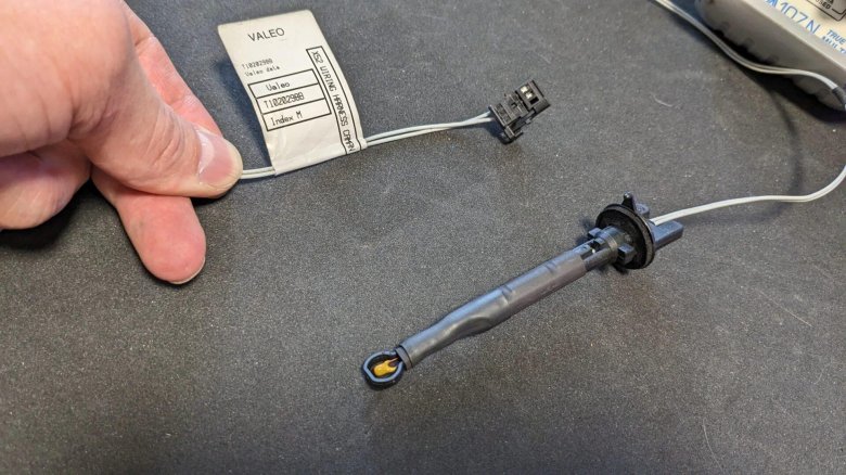 Датчик температуры испарителя кондиционера Рено Логан 2