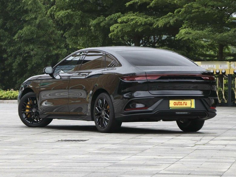 Автомобиль byd