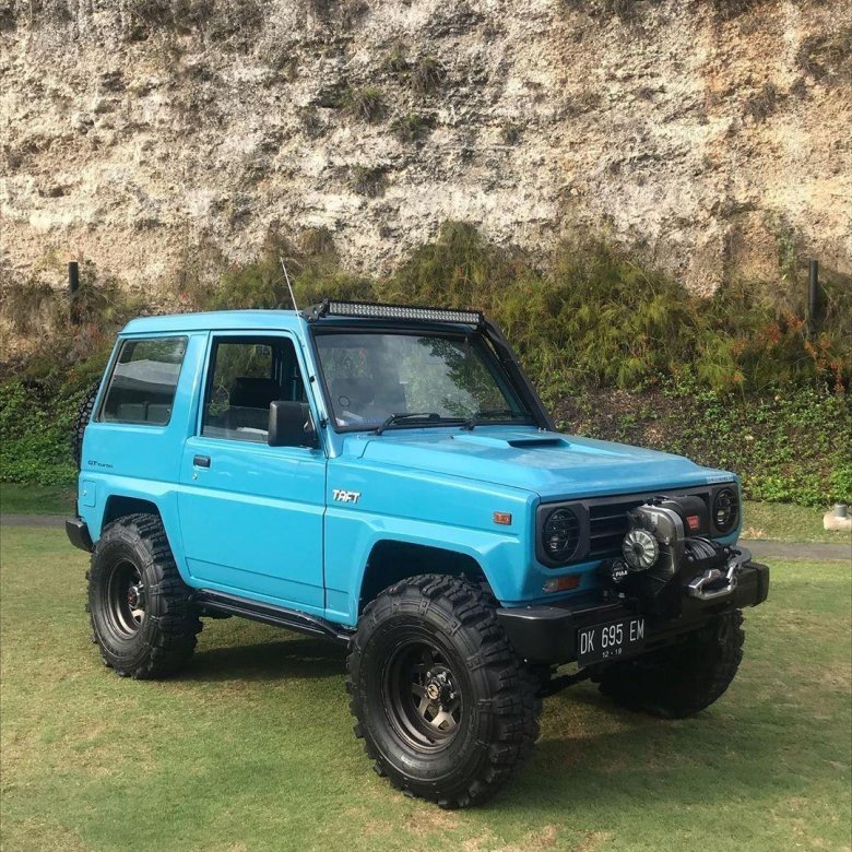 Daihatsu Rocky Feroza