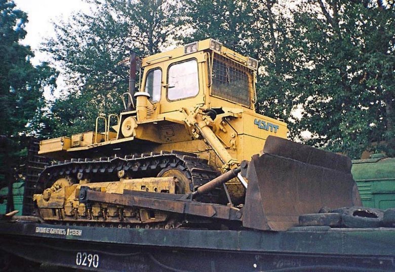 Трактор ЧЗПТ Т-330