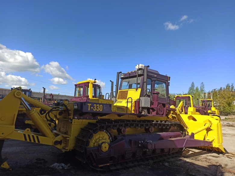 Бульдозер ЧЗПТ Т-330