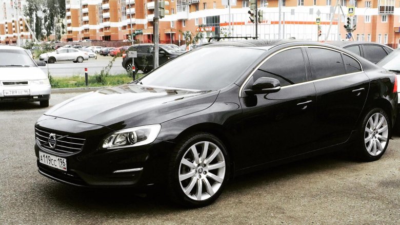 Volvo s60 Black