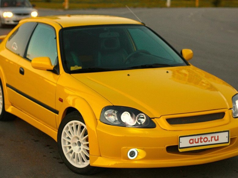 Хонда Цивик 6 желтый