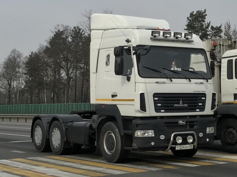 Седельный тягач маз‑643028