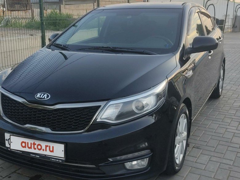 Черная киа рио