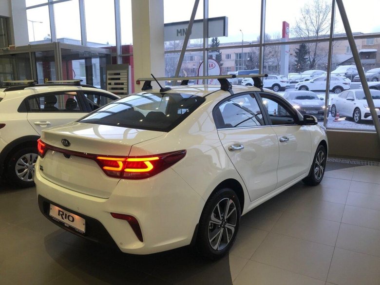 Киа Рио 2021