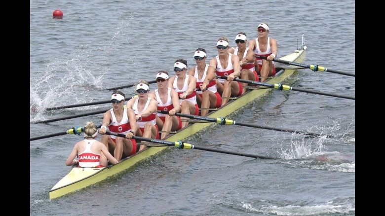 Академическая гребля восьмерка распашная