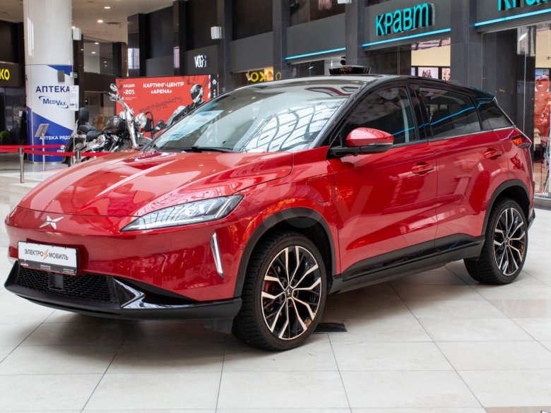 Китайский электромобиль Xpeng g3
