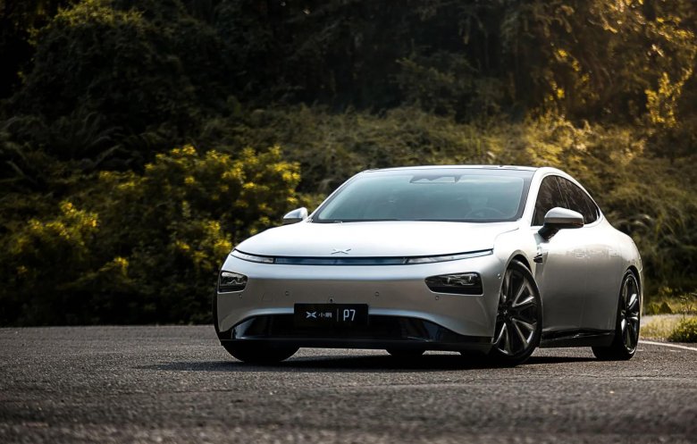 Электромобиль Xpeng p7