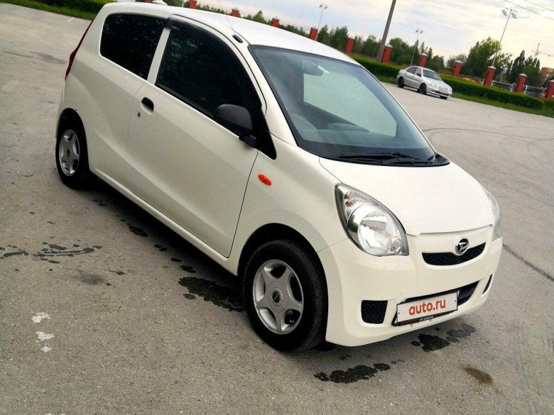 Daihatsu mira 2010
